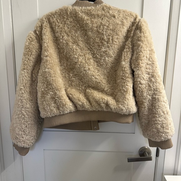 dh New York fuzzy bomber jacket - Picture 3 of 3